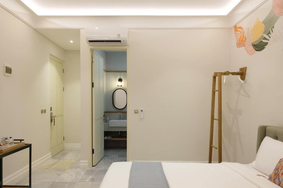ホテル Casa Living Senopati ジャカルタ エクステリア 写真